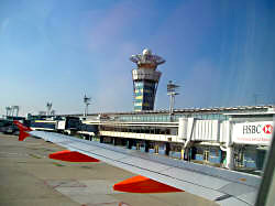 PARIS AEROPORT BEAUVAIS