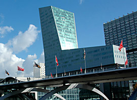 LILLE EUROPE GARE TERMINAL TGV